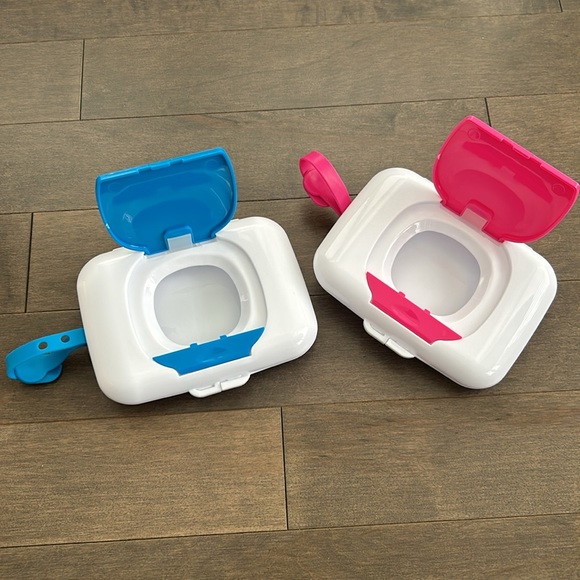 Plastic Wet Wipes Dispensers, Refillable Baby Wipe Cases, Travel Office Personal - Picture 2 of 11